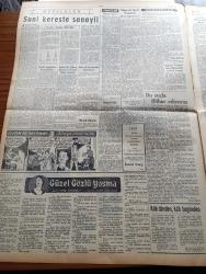 Ulus Gazetesi - 28 Kasım 1953 - Hüseyin Cahit Yalçın - Ruslar Konferansı Berlin'de İstiyor - Fransız Hükümeti Güvenoyu Aldı- Yürürlükteki Kanun Da Hiçe Sayılıyor - Güney Kore Cumhurbaşkanı Syngman Rhee Ansızın Formoza'ya Gitti - Mustafa Şadi Yaşat'ın Duruşması - Kunuri Zaferinin Yıldönümü - Merzuka Akçam'ın Dünkü Duruşması - Türkiye Bankalar Birliği Kuruldu - Namık Zeki Aral - Başbakan Adnan Menderes - Güzel Gözlü Yosma Yazan Pierre Decourcelle Yazı Dizisi - Ankara Veremle Savaş Derneğinin Yemekli Konseri - Sümerbank - Müthiş Bir Cinayetin Hikayesi Yazı Dizisi - Arap Aleminin Ses ve Raks Yıldızı Kadriye Hilmi Suudi - Güven Otobüsleri - Baykara'nın Serüvenleri Gecenin Kanatları Çizgi Roman - Dedektif Bil Morton Esrarlı Şato Çizgi Roman - Bulmaca - Krem Nivea - Karagücü Ve Harb Okulu Liderlik İçin Karşılaşıyor - Büyük Ping Pong Turnuvası - Santranç Turnuvası - Bu Haftaki At Yarışları - Atletizm Federasyonu Başkanı Naili Moran Yurda Döndü - Macar Futbolcularına Birer Ev Hediye Ediliyor