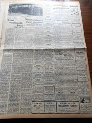 Ulus Gazetesi - 28 Kasım 1953 - Hüseyin Cahit Yalçın - Ruslar Konferansı Berlin'de İstiyor - Fransız Hükümeti Güvenoyu Aldı- Yürürlükteki Kanun Da Hiçe Sayılıyor - Güney Kore Cumhurbaşkanı Syngman Rhee Ansızın Formoza'ya Gitti - Mustafa Şadi Yaşat'ın Duruşması - Kunuri Zaferinin Yıldönümü - Merzuka Akçam'ın Dünkü Duruşması - Türkiye Bankalar Birliği Kuruldu - Namık Zeki Aral - Başbakan Adnan Menderes - Güzel Gözlü Yosma Yazan Pierre Decourcelle Yazı Dizisi - Ankara Veremle Savaş Derneğinin Yemekli Konseri - Sümerbank - Müthiş Bir Cinayetin Hikayesi Yazı Dizisi - Arap Aleminin Ses ve Raks Yıldızı Kadriye Hilmi Suudi - Güven Otobüsleri - Baykara'nın Serüvenleri Gecenin Kanatları Çizgi Roman - Dedektif Bil Morton Esrarlı Şato Çizgi Roman - Bulmaca - Krem Nivea - Karagücü Ve Harb Okulu Liderlik İçin Karşılaşıyor - Büyük Ping Pong Turnuvası - Santranç Turnuvası - Bu Haftaki At Yarışları - Atletizm Federasyonu Başkanı Naili Moran Yurda Döndü - Macar Futbolcularına Birer Ev Hediye Ediliyor
