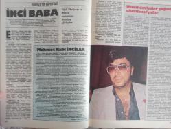 Erkekçe Aylık Aktüalite Sinema Tiyatro Müzik ve Magazin Dergisi  - Aralık 1982 - Flamingo Yolu - Sylva Koscina  - Beyza Başar - Caroline Kennedy - Susan Sarandon - Faye Dunaway - Erol Evgin - Mehmet Nabi İnciler  - Jane Fonda - Bekar evinde dilber ağırlamak bir sanattır - On beşinde bir gençle macera - Lady Chatterley Türkiye'de - İnsanlığı etkileyen ay ve güneş tutulmaları - Mark Twain - Madamın Anıları -- Bir Fransızca dersi - Janine - Neşeli fıkralar - Madam'ın Anıları  - Joan Crawford - Mary Tyler Moore