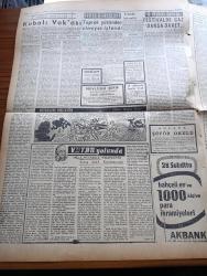 Ulus Gazetesi - 6 Şubat 1958 - Profesör Hüseyin Nail Kubalı Hakkında Demeç Veren Profesör Ragıp Sarıca -  Üniversiteler Kanunu Meclise Sevk Ediliyor - Münir Karabardak Kıbrıs Olaylarını Anlatıyor - Mersin Olayları Hakkında Yayın Yasağı Kalktı - 29 Ekim Günü Demokrat Partililer Bir CHP'li Öldürmüştü - Birleşik Arap Cumhuriyeti Anayasası Dün Açıklandı - Adalet Bağımsız Hakim Teminatlıdır - Bağdatsız Bağdat Paktı Yazan Yakup Kadri Karaosmanoğlu - Başbakan Adnan Menderes'in Akis Dergisi Aleyhine Açtığı Davaya Başlandı - İstanbul Üniversitesi Polis Kordonu Altında - Vatan Yolunda Milli Mücadele Hatıraları Yazan Yakup Kadri Karaosmanoğlu Yazı Dizisi - Festivalde Caz Dansa Davet - Hitsolini Diktatör Çizen Turgut Demir - Yeni Zelanda Mektupları -  Basından Özetle Kıbrıs - Silviya Kabiliyet Avcısı Çizgi Roman - Fenerbahçe Emniyeti Açık Farkla Mağlup Etti - Boksörler Kızılcahamam'da Kampa Alınıyor - Balkan Kros Şampiyonası - Kırıkkale'de Tertiplenen Futbol Turnuvası - Doğubank - PE Re Ja  Parfüm