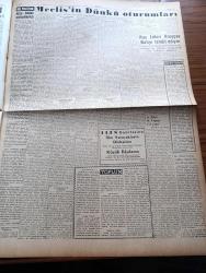Ulus Gazetesi - 24 Şubat 1958 - Meclis'te Cumhuriyet Halk Partisi Milletvekiline Hücum Edildi- İsmail Rüştü Aksal Dün Basın Toplantısı Yaptı - Cumhuriyet Halk Partisi Meclis Grubu Tebliği - Londra'da Kıbrıs İçin Büyük Miting Yapıldı - Cumhurbaşkanlığı Danıştay Sayıştay Ve İstatistik Bütçeleri Çıktı - Amerika Türkiye Ve Harp Gemisi Veriyor - Fenerbahçe Dün Kasımpaşa'ya Yenildi - Şoförler Cemiyeti Başkanının Demeci A,dan Z'ye Kadar Yedek Parça Yoktur - Karapürçek Yazan M. Sunullah Arısoy Yazı Dizisi - Ardahan Ve Artvin'in Kurtuluşu Yazan Şevki Berker - Viyolonsel Resitali Yarın - Tarihte Bugün Osman Hamdi Bey'in Ölümü - Rus Lideri Kruşçev Batıyı Tehdit Ediyor - Tokat Milletvekili Şahap Kitapçının Konuşmaları - Diyanet İşleri Bütçesi - Ankara İstanbul Radyosu Programı - Silviya Kabiliyet Avcısı Çizgi Roman - Baykara Attila'nın Sesi Çizgi Roman - Osmanlı Bankası - Pamukbank - Havilland Krem - Kurtuluş Sineması - Bir Avuç Toprak Filmi Başrolde Ayhan Işık - Günün Kadını Filmi