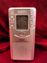 SES KAYIT CİHAZI SANYO ÇOK TEMİZ KALMIŞ,ÇALIŞMAYAN AKSAYAN YERİ YOK 816