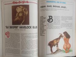 Erkekçe Aylık Aktüalite Sinema Tiyatro Müzik ve Magazin Dergisi - Aralık 1985 - Linda Blair - - Ay-yıldız mayo reklamı - Ahu Tuğba - Tarık Akan - Hülya Avşar - Angie Layne - Müge Gördürür - Neşe Erberk - Florence Guerin - Gina Lollobrigida - Joan Collins - Linda Gray - Morgan Fairchild - Sophia Loren - Victoria Principal - Mustafa Taşova - Ankara'da öğrenci pazarı - Marlboro sigara reklamı - Neşe Erberk - Nazlı Deniz - Müge Gördürür - Oya Aydoğan - Cüneyt Arkın - Müjde Ar - Bülent Ersoy - Bahar Öztan - Hülya Avşar - Banu Alkan - Serpil Çakmaklı - Tolga Savacı - Gökhan Güney - Nilgün Akçaoğlu - Havelock Ellis - - Güngör Bayrak - Burçin Orhon - Ayşegül Ünsal - Alev Sayın - Angie Layne - Neşeli Fıkralar - Bulmaca - 1985 te Türk sineması - Derimod reklamı -