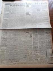 Ulus Gazetesi - 7 Ocak 1959 - İstanbul'da Büyük Bir Patlama Oldu Üç Bina Havaya Uçtu 17 Öldü 159 Yaralı Var - Patlama Tan Matbaasının Arkasında Türkiye Ecza Deposunun Orada Oldu - Feci Olayın Sebebi Henüz Bilinmiyor - Saat 24'e Kadar Belli Olan Ölü Ve Yaralılar - Felaket Ve Ankara Radyosu - Dün Futbol Federasyonu Başkanı Orhan Şeref Apak VE Beden Terbiyesi Genel Müdürü Şinasi Ataman Ani Olarak Değiştirildi - Yakup Kadri Karaosmanoğlu - Kasım Gülek'in Kıbrıs Konusunda Demeci - Üç Gün Önce 36 Puanla Çökmekten Kurtulan Batı Uygarlığı Dün Yıkıldı - İstanbul'da Fırtına Hasara Sebep Oldu - Kozmik Roket Güneş Çevresinde Dönüyor - Kuklalar Yazan Oktay Verel Yazı Dizisi - Basın Suçlarının Affı Düşüncesi Bir Hükümet Sırrı Olabilir Mi - Goethe'nin Kalemiyle Batista'lara Öğütler Yazan Leyla Çambel - Yurdakul Mehteroğlu - Demokrat Parti'nin 13. Kuruluş Yıldönümü - Ulus Çocukları - Memetle Memet Yazan Ve Çizen Tonguç Yaşar - Baykara Tutsak Çizgi Roman - İstanbulspor'un Kozu İhsan - Beşiktaş Takımı