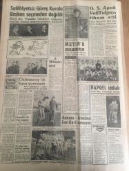 YENİ SABAH GAZETESİ  24 OCAK 1962 YIL .24 SAYI :8215--AP Grubu Kongre İstiyor --Sendikalar  için kapama tehlikesi  artık yok ---Meclise  587 yeni memur  isteniyor --Servet beyanını  kaldıran  bir kanun teklif edildi --İran da ki  hadiselerde sadece bir  kişi ölmüş --3 Trafik kazası 3 kişi öldü  14 kişi yaralandı -- --Saat 16 da öleceğim  dedi ve sözünde durdu ----Fikreti Beğenmeyenler  :Siyavuşgil --Son 24 saat içinde  altı  kişi bıçakla yaralandı ----Kennedy  Siyahilere cephe alan bir kulüpten ayrıldı ---Küba aleyhtarı Punto de Este Konferans  Çıkmaza Girdi --Avrupa ve Asya da  çiçek salgını devam ediyor ----Salahiyetsiz  Güreş Kurulu Başkan  Seçmeden Dağıldı --O.Ş Apak Vali Tulga 'yı İtham Etti ---Galatasaray da  hava  yumuşadı ---Ankara -İstanbul Ümitleri Oynuyor ----
