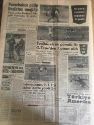 YENİ SABAH GAZETESİ  21 OCAK 1962 YIL :24 SAYI :8212---Sahte fatura ile  5 milyon  liralık kaçak mal  sokulmuş  --Baykam  istifa etti ,Çelikbaş 'ın istifasını  istendi ---98 Türk  bulunan motor  büyük  bir tehlike atlattı --İnönü iş ve akti ve grev  en  kuvvetli ilaçtır  dedi ---Talebelere  karşı  polis  gazinoyu koruyor --Bekçi ücretine kızıp   kendi dükkanını  soydu ---4 esrar  kaçakçısı 10 milyon ödeyecek --Elia Kazan Şehrimizde ---Evvela rejim meselesi :Siyavuşgil ---Belediye 1383 kişiye  istimlakten  borçlu ---Liz Taylor  ,Kleopatra --Zindan dan kaçtı , zengin olarak can verdi ---En fazla  ikramiye veren banka :İş Bankası ---İktisadi Devlet Teşekkülleri İslah  Edilecek --Fenerbahçe galip Beşiktaş mağlup ----Yeşildirek  iki  penaltı  ile G.Tepe den 2 puan aldı---İtalya da  büyük maç :İnter -Fiorentina ---İstanbul spor ,PTT ' yi  ikinci  devre yendi :2-1--Ankara da ordu maçı  :Türkiye Amerika ---