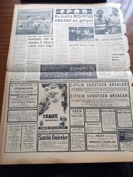 Ulus Gazetesi - 3 Nisan 1957 - Hüseyin Cahit Yalçın - Makarios Kıbrıs'a Dair Görüşmelerde Türkiye'yi İstemiyor - Doktor Fazıl Küçük'le Faiz Kaymak Şehrimizde - Kıbrıs İkiye Bölünmelidir - Dört Kör Işığa Kavuşturuldu - İran Başbakanı Hüseyin Ala İstifa Etti - Cezayirliler Üzerine Ne Düşünüyoruz - Dünya Sağlık Teşkilatının Yardımı - İngiltere'de Grevler Sona Ermek Üzere - Devlet Kuşu Yazan Orhan Kemal Yazı - Namık Zeki Aral - Yurdakul Mehteroğlu - Bülent Ecevit Köşe Yazısı - Yakup Kadri Karaosmanoğlu Köşe Yazısı - Üç Cezayirli Milliyetçi Dün Sabah İdam Edildi - Van'ın Kurtuluşu Yıldönümü - Silviya Kobayın Hikayesi Çizgi - Baykara Hz. Süleymanın Tası - Hayatı Macera Olan Adam Arsen Lüpen Yazan Alain Sergent Yazı Dizisi - Teknik Elemanlar Federasyon Kuruyor - Fenerbahçe Vefa İle Oynarken Galatasaray'ın Rakibi Belli Değil - Bu Hafta Beşiktaş Ankara'ya Geliyor - Tamek Konserveleri - Dekan Kupası İlk Gün Maçları - Ankara Üniversitesi Futbol Takımı - Federasyon Kupası Maçları -İngiltere Kupası