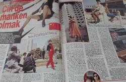 STAR DERGİSİ-STAR-6 ARALIK-1992-YIL:2-SAYI:60-1992-KAPAK-FOTOĞRAF-RÖPORTAJ-MAGAZİN-SOSYETE-TARİH-BELGESEL-ASTROLOJİ-LIFESTYLE-ÇİĞDEM SİMAVİ-ANTİK-ÇİN-TOP MODEL-PORTAKAL BAYRAMI-CAMEMBERT-JAPONYA-FİKİR-BULUŞ-OLIMPIYAT-APAÇİLER-GERONIMO-OTURAK  ALEMLERİ-MODEL UÇAKLAR-ÖZGÜRLÜK SAVAŞÇISI-LU JIE-BODRUM-MAVİ BAR-CİHAN ÜNAL-DUYGU ASENA-TÜRKAN SAYLAN-ADNAN KAHVECİ-SEZEN AKSU-ÇETİN ALTAN-BEDREETTİN DALAN-İPEK KRAMER-MUSTAFA DENİZLİ-SISIKA ATALAY-CEM HAKKO-GÜNGÖR MENGİ-ALİ TALİP ÇZDEMİR-AHMET VARDAR-HINCAL ULUÇ-ENGİN ARDIÇ-HALDUN DORMEN-