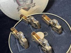 Orijinal Zippo Çakmak -   D-Day Koleksiyonu 50. Yıl Altın Anma Seti: 4 Çakmak ve Anahtarlık**