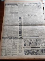 Ulus Gazetesi - 12 Mart 1957 - Devletkuşu Yazan Orhan Kemal Yazı Dizisi - Hüseyin Cahit Yalçın - İsmet İnönü Yeni Devir Açılmalı Dedi - CHP İzmir Kongresinde Demokrat Partililer de Hazır Bulundu - Gazze Bölgesinde Durum Çok Karışık - Truman Doktrinin Yıldönümü - Alman Viola Virtüözü Ankara'da - Merzuka Akçam Tevkif Edildi - Kasım Gülek'in Duruşması Tekrar Başlıyor - Kocakarı Soğukları Başladı - Tiyatro Köşesi A. Cemal Arı - Atom Denemeleri Ve Japonya - Araplar ve İsrail Karşısında Amerika Yazan Bülent Ecevit - Yakup Kadri Karaosmanoğlu - Kanser Gittikçe Artıyor - Irak Petrolleri Suriye'ye Doğru Akmaya Başladı - Köylüler Türk Hava Kurumu'nu Sever - Suriye Çekoslovakya'dan Silah Alıyor - Silviya Kobay'ın Hikayesi Çizgi Roman - Baykara Hz. Süleymanın Taşı - Ölen Adam Çeviren Bilge Karasu - Beş Şampiyondan Dördüncüsü İki Yıllık Boksör Gültekin Yalçınkaya - Milli Takımın Macaristan'la Rövanşı 24 Kasım'da - Ankara Makarnası - B Milli Takımı Nihayet Açıklandı - Futbolda Peru Ekvator'u Yendi