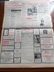 Ulus Gazetesi - 22 Şubat 1957 - Hüseyin Cahit Yalçın - Orhan Kemal'in Devletkuşu Pazar Günü Ulus Gazetesinde - 1957 Bütçesini Dün Mecliste CHP Adına Grup Başkanvekili Nüvit Yetkin Tenkit Etti - Bugünkü İktisadi Politika Korkunç Akıbetle Doludur - Başbakan Adnan Menderes - Akis Dergisi Aleyhine Açılan İki Davaya Dün Bakıldı - Bütün Siyasi Suçlar Şerefli Suçlardır Yazan Yalçın Tuna - Müstakil Adalet Davası Profesör Doktor Turhan Feyzioğlu - Papaz'ın Konseri - Petrol Devleri Çarpışıyor - Cemiyet Hayatı - Ölen Kim Öldüren Kim Bulgar Casusu Selmanof'un Maceraları Yazı Dizisi - Orhan Kemal Anlatıyor Röportajı Yapan Ayhan Yetkiner - Silviya Kobay'ın Hikayesi Çizgi Roman - Baykara Hz. Süleymanın Taşı Çizgi Roman - Mason Balosu Ankara Palas Salonlarında - Türkler Ve Rumlar - İstanbul Bahar Bayramında Yapılan Yolsuzluk - Ankara İstanbul Radyosu Programı - Sinema Programı - Macar Ujpeşt Takımı Ankara'ya Geliyor - Fenerbahçe Feridun'u da Ankara'ya Getiriyor - Kapalı Spor Salonu 19 Mayıs'a Hazır