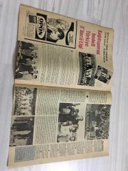 FOTOSPOR DERGİSİ - 15 NİSAN 1968 - SAYI 84 - FİYATI 75 KURUŞ - GALATASARAY  -  BURSA SPOR -  ESKİŞEHİR SPOR -  BEYKOZ SPOR - ADANA SPOR - SAKARYA SPOR - MANİSA SPOR - AFYO SPOR - BANDIRMA SPOR - EDİRNE SPOR - SARIYER SPOR - ORDU SPOR - KARŞI YAKA - KARAGÜMRÜK SPOR - UŞAK SPOR - İSTANBUL SPOR - AYDN SPOR - A.DAP SPOR - DENİZLİ SPOR - ANTALYA SPOR - PETROL SPOR - ÜLKÜ SPOR - ZONGULDAK SPOR - TRABZON SPOR - TAKSİM SPOR - SAMSUN SPOR - BEYLERBEYİ SPOR - KASIMPAŞA SPOR - KÜTAHYA SPOR - BALIKESİR SPOR - K.ELİ SPOR - BOLU SPOR - MALATYA SPOR - GÜNEŞ SPOR - İZMİR SPOR - KAYSERİ SPOR-TOPRAK SPOR * ADANA DEMİR SPOR - KONYA SPOR - KASTAMONU SPOR - SİVAS SPOR - 1968 KOLONUK TAHMİNLERİ - 168 SPOR TOTO SONUÇLARI - 1968 TÜRKİYE LİGİ PUAN CETVELİ - 1968 TÜRKİYE 2'NCİ LİGİ KIRMIZI VE BEYAZ GRUP PUAN CETVELİ - TÜRKİYE 3 LİGİ PYAN CETVELİ -  ES.D.SPOR - D.PAŞA SPOR - DÜZCE SPOR - KONYA İ.Y. SPOR - K.KALE SPOR - CEYHAN SPOR - ÇANAKKALE SPOR -  ÇORUM SPOR - T.DAĞ SPOR - BEYOĞLU SPOR SPOR - HATAY SPOR -