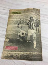 FOTOSPOR DERGİSİ - 19 ŞUBAT 1968 - SAYI 76 - FİYATI 75 - KURUŞ - FENERBAHÇE ÖZEL SAYISI - AYDIN SPOR - SAKARYA SPOR - KARAGÜMRÜK SPOR - PETROL OFİSİ SPOR - ADANA SPOR - KARŞI YAKA SPOR - ANTALYA SPOR - AFYON SPOR - SARIYER SPOR - İSTANBUL SPOR - ZONGULDAK SPOR - MANİSA SPOR - UŞAK SPOR - ÜLKÜ SPOR - DENİZLİ SPOR - EDİRNE SPOR - BEYKOZ SPOR - BANDIRMA SPOR - ORDU SPOR - SPOR TOTO NETİCELERİ - SON PUAN DURUMU - 1968 KOLONUK TAHMİNLERİ - 168 SPOR TOTO SONUÇLARI - 1968 TÜRKİYE LİGİ PUAN CETVELİ - 1968 TÜRKİYE 2'NCİ LİGİ KIRMIZI VE BEYAZ GRUP PUAN CETVELİ - TÜRKİYE 3 LİGİ PYAN CETVELİ - GALATASARAY - YAVUZ ŞİMŞEK - RASİM ERTEN - HAZIM CANTEZ - ŞÜKRÜ BİRANT - LEVENT ENGERİ - ERCAN AKTUNA - SELİM SOYDAN - İZZET GÜNAY TAYFUN GENÇLİĞİN GENEL KAPTANI - FENERBAHÇE YÖNETİCİLERİ - ALTIN ORDU SPOR - GÖZTEPE SPOR - TEKİRDAĞ SPOR - DÜZCE SPOR - ES.DEMİRSPOR - ÇANAKKALE SPOR - TARSUS İDMAN YURDU SPOR - B.SPOR - KONYA İDMAN YURDU SPOR - HATAY SPOR NAZİLLİ SPOR - DAVUTPAŞA SPOR - MUĞLA SPOR - ÇORUM SPOR