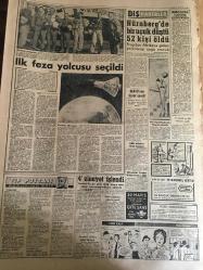 YENİ SABAH GAZETESİ  30 MART 1961 YIL :23 SAYI :7918--Sabık bir DP evinde  dinamit  kalıpları bulundu ---147 ler dün Gürsel ve Milli Eğitim Bakanı  ile Görüştü --YTP 33 , Adalet Partisi 25 ilde  teşkilat  kurdu --Sinek  mücadelesi  için 2 milyon lira ayrıldı --Amerikan Denizcileri :Siyavuşgil --10 yıl boyunca hem  Ruslara  hem de Amerika 'lılara  hizmet  eden  casus--Nürnberg de bir uçak düştü 52 kişi öldü --İlk Feza Yolcusu Seçildi ---İçişleri Bakanı Bugün Diyarbakır da 11 Vali İle Toplantı Yapacak----Fenerbahçe galibiyeti  kaçırdı :2-2--Genç Milli Takımlar Şampiyonasından Üç Takım Çekildi --Mithatpaşa  stadının yanında  bir kapalı   salon inşa edilecek ---Erdoğan ,Kaya ,A.Ordulu Aydoğan B.Milli Kadroda ---