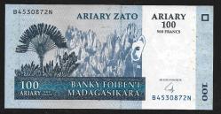 ** MADAGASKAR ( 100 * ARİARY ) 2004 - ÇİL