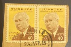 Mektup Zarfından Kesilmiş  / Postadan Geçmiş İkili Pul Filateli - 20.07.1957 Damgalı -THEODOR HEUSS ZİYARET HATIRASI 1957, 40 PARA - Türkiye Cumhuriyeti