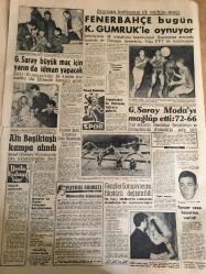 YENİ SABAH GAZETESİ 18 MART 1961 YIL :23 SAYI :7908---Gürsel ,Bayram tebrik etti ve  kardeşlik  haftasını  açtı ---Şeker Bayramı Kutlu Olsun ---Egesel Davalar Mayıs Sonunda Bitecek Dedi ----Gençlik dün  Kerkük olayını protesto  etti ----Kayaya  çarpan Muş  treni  yoldan  çıktı ---A.P Genel Sekreteri  İthamları  Reddetti --Bayram Sohbeti : Siyavuşgil ---İngiltere  de seçimler ---Sinemalar :Atlas :Benimle Dans  Eder  Misiniz :? Emek :Bir Yaz Macerası ,Konak :Acemi Kahraman ---Feza yarışı  hızlanıyor ---Sinema :Cezayir Batakhaneleri , Baskervillerin  Köpeği ,Çöl Şeytanları ---Fenerbahçe Bugün K.Gümrük le  oynuyor ----Galatasaray  büyük  maç için yarın da  idman yapacak ----Galatasaray  Moda yı  mağlup  etti :72-66----Altı Beşiktaşlı  Kampa Alındı -----Gençlerin  Şampiyonası  Fikstürü  Değiştirildi ---