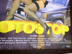 OTOSTOP, ORİJİNAL, SİNEMA AFİŞİ - 1996, FİLM AFİŞİ / POSTERİ - BÜYÜK BOY - ORİJİNAL - 99 X 68 cm EBADINDA - Original Turkish Big Size Movie Poster - Salih Güney - Sami Güçlü, Uğur Tual, Sevda Demirel, Engin Koç, Erdo Vatan, Levent Çakır, Tuncer Necmioğlu, Erdinç Dinçer, Volkan Gücer, Eastman, Yeni Tual Film, Fono Film