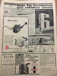 YENİ SABAH GAZETESİ   21 EKİM 1963 YIL :26 SAYI :8838---Gelecek sene işsiz  sayısı bir milyon 400  bin olacak ---CHP .Mahalli seçimlerden çok ümitli ---De Gaulle Kızıl Çin 'i tanıyacak --5  kazada iki ölü var --Meclis te 174  kanun tasarısı sıra bekliyor --Ah şu politika :Siyavuşgil ---Bütün Fas Kuvvetlerinin  Geri Çekilmesi İstendi ---Ankara dan Deniz Gökçer --Tiyatrolarımız  neler  hazırlıyorlar  ?---Fenerbahçe ,Demirsporu  Farklı Mağlup Etti :5-2---Galatasaray  ,hıncını A.Ordu dan  aldı :3-0---B.Spor ,A.Gücü ne  şans tanımadı :2-1--Ankara da Karşıyaka  ve Gençlerbirliği galip --