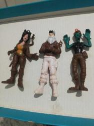 Fortnite figür oyuncak anahtarlık set koleksiyon dekor hediye nostalji tasarım süs hobi eğlence vintage aksesuar promosyon reklam Hediyelik dekorluk retro. Kenarlarında anahtarlık takma yerleri mevcuttur