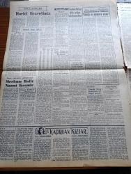 Ulus Gazetesi - 24 Mart 1949 - Profesör Doktor Yavuz Abadan - Ekonomi Bakanı Cemil Sait Barlas Memleket İmarında Yerli Yabancı Firma Farkı Gözetilmeyeceğini Açıkladı - Başbakan'ın Demeci Sütlüce Faciası Mesulleri Derhâl Tecziye Edilecekler - İsveç'te Altı Güreşten Üçünde Galibiz - Sağlık Bakanı Kemali Bayezit - Amerika'nın Türkiye'ye Askerî Yardımı Artıyor - Kudret Gazetesi Aleyhindeki Davaya Dün Başlandı - Hamdi Arpağ Dünkü Duruşmada - Başbakan Dün Sokoni Vakum Müdürünü Kabul Etti - Amerika'dan Dönen Öğrencimiz Jale Ergunkan İle Bir Konuşma - Namık Zeki Aral - Hazin Ölümünün Yıldönümünde Merhum Halit Nazmi Keşmir - Kaçırılan Kızlar Yazan Gerard Fairlie Yazı Dizisi - Rockfeller Temsilcileri - Rusya Yugoslavya'ya Bir İhtilal Hazırlıyor - Baladızlıların Davasına Yeniden Bakılacak - Truman'ın Türkiye'ye Dair Dostça Sözleri - Türkiye Kır Koşusu Birincilikleri - Amatör Resim Ve Fotoğraf Müsabakası - Mithat Fenmen Piyano Konseri - Sabite Tur Gülerman - Bomonti Aile Saz Salonu - Yaşar Doğu