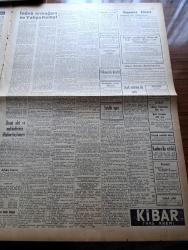 Ulus Gazetesi - 2 Mart 1949 - Profesör Doktor Yavuz Abadan Köşe Yazısı - Cumhurbaşkanı İsmet İnönü'nün Dünkü Kabulleri - Yıldız'da Harp Akademisine Bağlı Bir Yüksek Komuta Akademisi Kuruldu - Kominform Tito'ya Karşı Harekete Geçti - Komünistlerle Mücadele Her Tarafta Arttı - Ali Rana Tarhan İş Bankası İdare Meclisi Başkanlığına Seçildi - Ruslar Ortadoğu'da 60 Havaalanı Yapmış - Enver Hoca Rejimi - Atlantik Paktı Görüşmeler Son Safhaya Girdi - İngiliz Avam Kamarasının Alt Katı Sular Altında - Söz Arasında Yazan Nurullah Ataç - İnönü Armağanı Ve Yahya Kemal - Kaçırılan Kızlar Yazan Gerard Fairlie Yazı Dizisi - Kravçenko Kitabına Dair İzahat Verdi - Filistin İçin Çarpıştığımız Günler Yazan M. Şevki Yazman Yazı Dizisi - Berlin'de Ölüm Çeviren Orhan Veli Kanık - Hikaye İlk Sevap Yazan İzzet Tarhan - Zehra Bilir Bu Akşam İnci Aile Saz Salonunda - İstanbul Mağazası Siera Radyo - Salahaddin Pınar - Sabite Tur Gülerman - Hamlet Büyük Sinemada - Prag Enternasyonal Fuarı - Alfred Cortot Resital