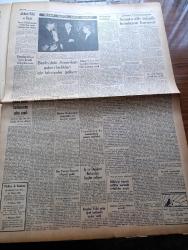 Ulus Gazetesi - 12 Mart 1949 - Profesör Doktor Yavuz Abadan Köşe Yazısı - Cumhurbaşkanı İsmet İnönü'nün Dünkü Kabulleri - Almanya'dan Amerikan Askerî Kıtalarına Takviye Gönderiliyor -  Cenova'daki Güreşlerden İlk Resimler - Yaşar Doğu Sartiri'nin 3 Dakika 32 Saniyede Sırtını Böyle Yere Getirdi - Gazanfer Kunt Telsizle Bildiriyor Bugünkü Güreşler Çok Çetin Olacak - Denizyolları İçin Kredi Talebimiz - Halkevi'nde İsviçre'de Dağcılığa Dair Bir Film Gösterildi - Bir Hollanda Takımı Geliyor - Sovyetler Birliği Dış Bakanları Yazan Profesör Rıfkı Salim Burçak - Erzurum'un Düşman İşgalinden Kurtuluşunun 31. Yıldönümü - Telgraf Telefon Radyo Haberleri - Yüksek Okullar Arası Maçlar 19 Mart'ta Başlıyor - Atlet Mustafa Kaplan'ın Cezası Bitti - Kayakçılar Ayaş Beline Gidecekler - Filistin İçin Çarpıştığımız Günler Yazan M. Şevki Yazman Yazı Dizisi - Berlin'de Ölüm Çeviren Orhan Veli Kanık Yazı Dizisi - Sanatçı Necla Murat Tabarin Bar'da - Tıp Balosu Ankara Palas - Reosil Tablet Ve Şurup