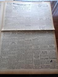 Ulus Gazetesi - 14 Şubat 1949 - Peyami Safa Köşe Yazısı - Sadi Irmak Köşe Yazısı - Cumhurbaşkanı İsmet İnönü'nün Dünkü Kabulleri - Meclis'te Bütçe Kanunu Metninin Tetkiki De Bugün Tamamlanacak - İller Bankasının 1948 Faaliyeti - Devlet Demir Yolları İşletme Müdürleri Bugün Toplanıyor - Filistin Komisyonu Mısır Başbakanı İle Görüştü - Yeni Mason Derneği Ankara'da Şube Açtı - Merihlilerin Dünyayı İstilası Panik Yarattı - İstanbul'da Bir Adam Sokakta Arapça Ezan Okudu - Fransız İktisadi Devlet İşletmesinde Reform Kanunu Doktor Nizamettin Ali Sav - Moliere'in Tartuffe Yazan Lütfi Ay - Pakistan Büyükelçimiz Yahya Kemal Beyatlı Emekliye Ayrıldı - Demokrat Parti Kongresi İçin Şimdiden Hazırlık Başladı - Çekoslovakya'da Komünist Sansürü Arttı - Hikaye Kahvaltı Yazan John Steinbeck - Garanti Bankası - Parker 51 Dolmakalemi - Şeytanın Kızı Gilda Sus Sinemasında - Akıncılar Türk Filmi Park Sinemasında - Fenerbahçe 4 Wacker 2- 8 Yugoslav Futbolcusu İngiliz Bölgesine İltica Ettiler - Uludağ Oteli