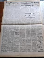 Ulus Gazetesi - 24 Şubat 1949 - Peyami Safa Köşe Yazısı - Bütçeye Dair Geniş Müzakereler - Adalet Bütçesi Üzerinde 25 Milletvekili Konuştu - Başbakan Şemsettin Günaltay - Diyanet Bütçesi Dolayısıyla Bir Tartışma Oldu - Lefke Belediye Başkanı Bay Nekipzade Fadıl - Afyon Milletvekili Ali Çetinkaya'nın Cenazesi Kaldırıldı - Akdeniz Paktı İçin İngiliz Dışişleri Bakanı Bevin'le Yapılan Temaslar - Trabzon'un Kurtuluş Yıldönümü - Adalet Bakanı Fuat Sirmen - Şükrü Saracoğlu Dün Bulgar Elçisini Kabul Etti - Kaçırılan Kızlar Yazan Gerard Fairlie Yazı Dizisi - Bursa'nın Tarihi 4 Kitaplığı Bir Binada Toplanıyor - Fransa'da Komünist Lider Thorez'in Sözleri İnfialle Karşılandı - Filistin İçin Çarpıştığımız Günler Yazan M. Şevki Yazman Yazı Dizisi - Akdeniz Futbol Turnuvası İçin Hazırlıklar - Beyaz Saray'da 50 Yıl Çeviren Kazım Sevinç Altınçağ - Cebeci Halk Odası Sokak Koşusu - Fievrin Ağrı - Bulmaca - Radyo - Tural Öksürüğü Ve Bronşiti Geçirir - Şaklar Ayakkabıları Atölyesi - Parker Quink Mürekkebi