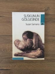 Suskunun Gölgesinde