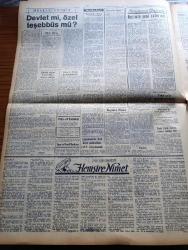 Ulus Gazetesi - 6 Mart 1950 - Peyami Safa Köşe Yazısı - Hüseyin Cahit Yalçın Köşe Yazısı - Türk İtalyan Paktı Dostluk Andlaşmasını Amerika Desteklemiyor - Türkiye'ye Dair Ürdün Kralı Abdullah'ın Dostane Demeci - Yüksek Seçim Kurulu Toplantı Halinde - Devlet Mi Özel Teşebbüs Mü Yazan Bülent Büktaş - Hemşire Nimet Yazan Azmiye Hami Güven Yazı Dizisi - Nasreddin Hoca 70 Manzum Hikaye - Yedi Sendika Bir Birlik Kuruyor - Demokrat Parti'nin Köylerdeki Propagandası - Haftanın Filmleri - Devlet Tiyatrosunda Opera Temsilleri Palyaço - Lütfi Ay - Rifat Necdet Evrimer - Necati Mağazası - Yapı Ve Kredi Bankası - Şanghaylı Kadın Yeni Sinemada - Kara Bahtım Filmi Müzik Sadettin Kaynak Şarkılar Safiye Ayla - Zehra Bomonti Aile Saz Salonunda - Eski Pikaplarınızı Luxor Otomatik Pikabı İle Değiştiriniz - Beşiktaş Takımı İstanbul Lig Şampiyonu Oldu - Futbol Hakemleri Yazan Rasim Adasal - İstanbul Puan Cetveli - Milli Takım Anketi