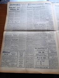 Ulus Gazetesi - 10 Şubat 1950 - Profesör Doktor Yavuz Abadan Köşe Yazısı - Seçim Kanunu Tasarısının 119 Maddesi Kabul Olundu - İçişleri Bakanı Emin Erişirgil - CHP Divanı Bu Sabah Toplanıyor - Dış Bakanımız Necmettin Sadak İstanbul'da - Askeri Yardım Bir Yıl Daha Uzatıldı - Komünistlerin Berlin Yürüyüşü Geri Kaldı - Komünistler Lübnan'da Da Faaliyet Gösteriyor - Devlet Bakanı Cemil Sait Barlas İstanbul'da - İşte Vesikası Demokrat Parti Yeniden Baskı Yapmaya Kalkıştı - Hemşire Nimet Yazan Azmiye Hami Güven Yazı Dizisi - Ankara'nın Su İhtiyacı Sağlanıyor - John Victory'ye Göre Rusların Daha Çok Uçakları Varmış -  Churchill İktidarda Gözüm Yok Diyor - Roma'daki Sanat Anıtlarına Dair - 1950 Uluslararası Liege Fuarı - Yaşar Doğu Geliyor - Türkiye Grekoromen Birincilikleri- - Resimli Tarih Mecmuası - Hornyphon Radyolarımız Geldi - Mevsimin En Büyük Müsameresi Solistler Müzeyyen Senar Işıl Sabite Tur Gülerman Muzaffer Birtan Ve Necati Tokyay - Rit Traş Sabunları - Maraş Gecesi