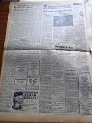Ulus Gazetesi - 17 Şubat 1950 - Profesör Doktor Yavuz Abadan Köşe Yazısı - Büyük Millet Meclisi Yeni Seçim Kanununu Kabul Etti - Cumhurbaşkanı İsmet İnönü Savaştepe Heyetini Kabulleri Sırasında - Veremle Mücadele İçin İstanbul'da Örnek Bir Merkez Açılıyor - Seçim Kanunu Üzerine Başbakan Şemseddin Günaltay'ın Demeci - İçişleri Bakanlığı Bütçesi Çıktı - Dış Bakanımız Necmettin Sadak Dünya Durumunu İzah Etti - Ankara Boks Karması Takımı İtalyan Boksörleri İle Karşılaştı - Hemşire Nimet Yazan Azmiye Hami Güven Yazı Dizisi - Halkevlerinin Yıldönümü 19 Şubat'ta - Sümerbank Yeni Tesisler Kuruyor - Kore'deki Çetelere Yardım Ediliyor - Sanayi Bankası Dış Kredi İstiyor - Ayazağa'ya Elektrik Veriliyor - Elazığ'da Kadınlar Birliği Kuruldu - Charlie Chaplin'in ( Şarlo) Aşkları Yazı Dizisi - Ordulararası Şampiyonası - Hakemlerin Toplantısı - Türkiye'nin Yegâne Ses Sanatkarı Müzeyyen Senar Işıl Üstad Kemani Nobar Tekyay İle Bomonti Aile Saz Salonunda - Galatasaray Balosu - Bulmaca - Radyo
