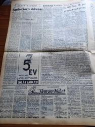 Ulus Gazetesi - 6 Şubat 1950 - Profesör Doktor Yavuz Abadan Köşe Yazısı - Cumhurbaşkanı İsmet İnönü'nün Dünkü Kabulleri - Yapılan Bütün Tahriklere Rağmen İşçilerimiz De Grevin Sosyal Nizami Bozacağını Söylüyor - Cemil Sait Barlas'ın Nutku Büyük İlgi İle Karşılandı - Yeni Seçim Tasarısı Bugün Görüşülecek- Sağlık Ve Sosyal Yardım Bakanı Kemali Bayezit Biz İktidarı Yurda Hizmet Manasında Anlamaktayız Dedi - Şark Garp Davası Yazan Salahattin Batu - Hemşire Nimet Yazan Azmiye Hami Güven Yazı Dizisi - Schumacher İhbar Ediyor 600 Bin Komünist Berlin'e Bir Yürüyüş Yapacak - Komünist Çin Rusların Emri Altına Giriyor - Irak Kabinesi Dün Kuruldu - Kadınlar Birliği İzmir Şubesi De Kuruldu - İstanbul'da Ekmek Darlığı Bahis Mevzuu Değil - Haftanın Filmleri - Güzeller Resmigeçidi Ulus Sinemasında - Fotoğraflarla Dünya Olayları - Havalarda Soğuk Harp Radyo Harbi Gitgide Şiddetleniyor - Resimli Film Hikâyesi Samson Ve Dalila - Kadın Severse Park Ve Sus Sinemalarında - Charles Dickens'in Ölmez Eseri