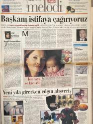 SABAH MELODİ GAZETESİ VE SABAH TELERAMA GAZETESİ -3 Aralık 1997 -Söyleyemedikleriniz--Ah şu kocalar-Hale Pakcan-Mimi ile Muti-Patrıck Mc Donnel-Bizim Aile-Mort Walker-Dıck Browne-Marvın-Tom Amstrong-astroloji-Şerif Ercan-Telekritik-Erdoğan sevgin--sabah TV’de bugün-Elif ergü-Die Başkanı Sıddık Ensari-Seda Kaya Güler-Chstian Dior-Avery-Bu gün ne yapalım-Ümran Akkan-Şirin Tekeli-Şirin Sever-Marina Gask-Yoksa erkekler uzaylı mı-Süper Baba-Sanem Çelik-Fatma Girik-Esra Ceyhan-Luisa Miller-Meltem Pusat-Şebnem kısaparmak-Semih yuvakuran-Haluk kurdoğlu-İpek Tugay-Kaan girgin-Banu Sağnak-Isabelle Adjani-Çalınan hayt-Şike-Trampet sesleri-Ömrümce unutamadım-Filiz Akın-Kartal tibet-Yeşil saçlı çocuk-Ekrem bora-Hale soygazi-Türkan Şoray-Osman seden-Arnold Schwarzenegger-Kara kartal-Eric Karson-Jean claude van damme-