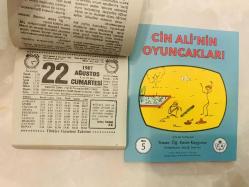 22 Ağustos 1987 hediyelik orijinal Türkiye gazetesi takvim yaprağı (Cin Ali kitabı hediyeli:)