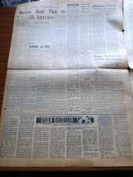 Ulus Gazetesi - 25 Mart 1950 - Peyami Safa Köşe Yazısı - Hüseyin Cahit Yalçın Köşe Yazısı - Meclis Seçimi Yenileme Kararı Verdi - Seçim 14 Mayıs Pazar Günüdür - Af Tasarısı Komisyona İade Edildi - Türkiye İtalya Dostluk Paktı - Sadık Aldoğan'ın Milletvekilliği Dokunulmazlığı Kaldırıldı - 2 Nisan'da Ay Tutulacak - Uçan Gölgeler Yazan Server Bedi Yazı Dizisi - Mustafa Reşit Paşa Ve İlk Anayasa Yazan Hasan Ali Yücel Köşe Yazısı - Reşat Aydınlı'nın Dünkü Duruşması - Komünizmin Hileli Siyaseti - Milli Eğitim Bakanı Tahsin Banguoğlu'nun Güreşçilerimize Tebrik Telgrafı - Fatin Rüştü Zorlu Ve Muammer Çavuşoğlu Amerika'ya Gittiler - Yankee Paşa Yazan Edison Marshall Yazı Dizisi - Devlet Tiyatrosunda Peer Gynt - Stockholm'de Yapılan Güreşlerden Resimler - İngiliz İşçi Partisi'nin Eski Başkanı Harold Laski Öldü - Değerli Ses Sanatkarı Safiye Ayla Büyük Sinemada - Sabite Tur Gülerman - Büyük Millet Meclisi Başkanı Şükrü Saraçoğlu'nun Sözleri - Charlie Chaplin'in En Güzel Filmi Altına Hücum