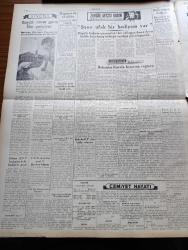 Yeni Ulus Gazetesi - 11 Ocak 1954 - Hüseyin Cahit Yalçın Köşe Yazısı - Büyükelçimizi Sınır Dışı Eden Mısır Türkiye'den Özür Dilemezse Ne Olacak - Ege Tütün Piyasası Açıldı -  Laos'ta Kızıl Taarruzu Durdu - Cumhuriyet Halk Partisi Gençlik Ocağı İkinci Kongresi Dün Yapıldı - Seçimler Serbest Olacak Mı Yazan Nihat Erim - Avrupa'da Şiddetli Bir Kış - Yugoslavya'da Fikir Ayrılığı - Zeytinyağı Fiyatları Yükseliyor - Yunan Başbakanı Mareşal Papagos Fransa'ya Gidiyor - Kore'de Esirlerin Serbest Bırakılmasında Anlaşmazlık - Kayıplar Adası Çeviren Nuri Özkan Yazı Dizisi - Müthiş Cinayet Katil Nasıl Yakalandı Yazı Dizisi - Marlene Dietrich Paramount İle Yeni Mukavele İmzaladı - Ava Gardner Kocası İle Barıştı Mı - Zengin Avcısı Kadın Kathleen Davies'in Maceraları - Yugoslav Beogradski Takımı Dün Hacettepe Takımını Da 3 2 Yendi - İstanbul'da Vefa Adalet'e 3 1 Galip - Mülkiye Kupası Futbol Turnuvası - Türkiye Milli Talebe Federasyonu Tarafından Tertip Edilen Güreşler -Galatasaray Basketbol Şampiyonu