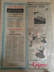 YENİ SABAH GAZETESİ   30 ARALIK  1962 YIL :25  SAYI :8550---Yeni geçim indirimleri ocakta tatbik  edilecek --Çombe kaçtı --Artırma Eksiltme ve İhale Kanunu Değişiyor ---Bekata kızların Koçero sevdasından  şikayetçi ---Dinçer 1963 den  ümitli --Osman Bölükbaşı  dün İnönü ye  hücum etti ---Menderesin   resmini asan  yorgancı dün  berat  etti ---Lamialren dün mahkum oldu ---Polisler 1962 yılının en kötü hırsızını  seçtiler --Adana cezaevinde  yolsuzluk görüldü ---Fenerbahçe Zenith  ile yenişemedi --Galatasaray  bugün İzmir de Altay ile  karşılaşıyor ---Teknik Komitenin  İki Üyesi Dün Belli Oldu ---Kılıç Bugün kü Milan Spal Maçını Seyredecek ---Sinemamızın  şöhretleri  ve yılbaşı --İki Perde :Suzan Avcı --Yıldırm Onal 'ın evini soruyorum --Belgin Doruk  ---Leyla Sayar ---Uç antrenöre göre 1962 'nin  en iyi futbolcusu :Lefter ---Lefter  futbol oynamak için yaşını büyüttü ---Yılın  hadisesi  ,İtalyanlara  6-0 lık  mağlubiyetimizdir ----
