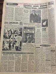 YENİ SABAH GAZETESİ    26 ARALIK 1962 YIL :25 SAYI :8546--Umumi af mevzuunda dün anlaşmaya varıldı ---İzmir de elektrik  ve  gaza zam geldi ---Reşide Bayar Yarın Cebeciye Defnedilecek ---Ceyhan ın  iki köyü tamamen  boşaltıldı --Cumhuriyet  Gazetesi Yazı İşleri Müdürü Tevkif Edildi ---Senato da dörtlerin  durumu görüşüldü --Çocukları  esrara alıştıran pazarcı  Orhan  yakalandı --Kaçakçilar 883353  koyun bırakıp kaçtı ---Sinema :Şehirdeki Yabancı ---Türkiye Kupası :Galatasaray Karşıyaka ile Karşılaşıyor --Antrenör  Lubişa Spaiç Revizyonundan Memnun ---Hakemler arasındaki kaynaşma devam ediyor --Feridun  Bugeker Dün Yurda Döndü ---