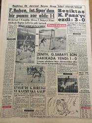 YENİ SABAH GAZETESİ  24 ARALIK 1962 YIL :25 SAYI :8544---Yurtta ve Avrupa da Şiddetli Kış --CHP 'li Ş.İnan 'a  göre din adamlarına  lüzum yok --İzmit tekrar sel bastı ---Dün denizden  elleri arkasına iple  bağlı bir ceset  çıkarıldı --Şeyh Sadi Külliyatına Yüz Bin Lira İsteniyor ---Ferhan Onat Rumanya da :Siyavuşgil --Amerika'ya  gitmek için kaçan 3 çocuk yakalandı ---Rus daimi delegesi Zorin BM de ki  görevinden  alındı --Fenerbahçe ,İst.Spor dan bir puanı  zor aldı :1-1---Beşiktaş K.Paşa 'yı ezdi :3-0--ZENITH ,Galatasaray 'ı son  dakika yendi :1-0---İzmir de G.Birliği ve Karşıyaka Galip ---Başmakale :Ne Türkiye Bir Zenci Ülkesidir ,Ne de Ordumuz Cuntalar Yatağı ---İstanbul a mevsimin ilk karı tipi  halinde yağdı ---