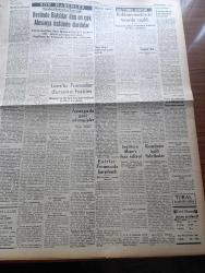 Ulus Gazetesi - 26 Ocak 1954 - Hüseyin Cahit Yalçın Köşe Yazısı - Ankara On İki Yıldan Beri Görülmemiş Bir Kış Geçiriyor - Büyük Millet Meclisi'nde Demokrat Parti Kararınca Gensorular Reddedildi - Amerikalı Romancı Ernest Hemingway Uçak Kasasından Kurtuldu - Montgomery'ye Göre NATO Bir Tecavüzü Önleyecek Kudrette - Tarikatları Demokrat Parti İdare Ediyor - Başbakan Adnan Menderes İstanbul'da - Edebiyat Derneği Sanatseverleri Aşka Davet Etti - Eskimolar Çeviren Rahşan Ecevit - Hitler Beceremedikten Sonra Yazan Kemal Zeki Gençosman - Unlu Maddeler Sendikasının Beyannamesi - İstanbul'da Ruhban Mektebi Törenle Açıldı - Komünist İşçili Fabrikalar - Laos'ta Fransızlar Duruma Hakim - Kaybettiğimiz Değerli Sanatkar Perihan Yenal'ın En Sevdiği Resimi - Pasifik Kahramanları Anlatan Ronald Mckie Yazı Dizisi -  Yeni Ulus'un Hikayesi Kırmızı Çiçek Çeviren Reha Arman - Nazi Şeflerinin Aileleri Ne Halde - Beşiktaş İle Karşılaşamayan Adaletin Tam Kadrosu Fotoğrafı - Ankaragücü Karagücü Yenişemediler