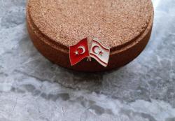 TÜRKİYE - KUZEY KIBRIS BAYRAK ROZETİ - MADALYA C556