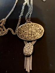 Savatlı Kolye, Osmanlı Düşük Ayar Gümüş Savatlı Kolye.