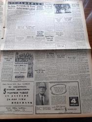 Cumhuriyet Gazetesi - 16 Temmuz 1959 - Meclis 33 Günlük Tatilden Sonra Çalışmalarına Başladı - Talebe Federasyonunun Şehrimizde Kongresini Polisler Dağıttı Yalçın Küçük'ü Götürdü - Gazeteci Şahap Balcıoğlu 1 Yıl 4 Ay Hapse Mahkum Oldu - Hasan Polatkan'a Yapılacak Ameliyat - Piyes Yazarı Ekrem Reşit Rey Toprağa Verildi - Turhal'da Kağıt Oyunları Yasak Edildi - Ankara'daki Spor Sarayı Neden Çöktü - Haritamızda Bir Nokta Yazan Fakir Baykurt Yazı Dizisi - Kurtlar Ulurken Yazan Alix Andre Yazı Dizisi - Vapurlara Ebe Alınacak - Burhan Felek Köşe Yazısı - Suriye'de 13 Türk Daha Tevkif Edildi - Rauf Denktaş Salıya Ankara'ya Geliyor - Uluç Ali Yazan Halikarnas Balıkçısı Yazı Dizisi - Demirbank - Koruyucu Melekler Çizgi Roman - Ankara İstanbul Etaplı Bisiklet Yarışı İlk Etapı Aytekin İpek Aldı - Fenerbahçe Antrenör Molnar İle Anlaşamadı - Meşhur Brezilyalı Didi Real Madrid'de - Modalı Altan Dinçer'in Fenerbahçe'ye Döneceği Söyleniyor - Avrupa Kupasının İlk Maçı Porto Kızılyıldız - Karagümrük