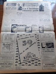 Cumhuriyet Gazetesi - 16 Temmuz 1959 - Meclis 33 Günlük Tatilden Sonra Çalışmalarına Başladı - Talebe Federasyonunun Şehrimizde Kongresini Polisler Dağıttı Yalçın Küçük'ü Götürdü - Gazeteci Şahap Balcıoğlu 1 Yıl 4 Ay Hapse Mahkum Oldu - Hasan Polatkan'a Yapılacak Ameliyat - Piyes Yazarı Ekrem Reşit Rey Toprağa Verildi - Turhal'da Kağıt Oyunları Yasak Edildi - Ankara'daki Spor Sarayı Neden Çöktü - Haritamızda Bir Nokta Yazan Fakir Baykurt Yazı Dizisi - Kurtlar Ulurken Yazan Alix Andre Yazı Dizisi - Vapurlara Ebe Alınacak - Burhan Felek Köşe Yazısı - Suriye'de 13 Türk Daha Tevkif Edildi - Rauf Denktaş Salıya Ankara'ya Geliyor - Uluç Ali Yazan Halikarnas Balıkçısı Yazı Dizisi - Demirbank - Koruyucu Melekler Çizgi Roman - Ankara İstanbul Etaplı Bisiklet Yarışı İlk Etapı Aytekin İpek Aldı - Fenerbahçe Antrenör Molnar İle Anlaşamadı - Meşhur Brezilyalı Didi Real Madrid'de - Modalı Altan Dinçer'in Fenerbahçe'ye Döneceği Söyleniyor - Avrupa Kupasının İlk Maçı Porto Kızılyıldız - Karagümrük