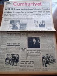 Cumhuriyet Gazetesi - 9 Temmuz 1959 - Uluç Ali Yazan Halikarnas Balıkçısı Yazı Dizisi - Nadir Nadi Köşe Yazısı - NATO 200 Atom Bombardıman Uçağını Fransa'dan Çekiyor - Ankara'da İki Gazeteci Beyhan Cenkçi Ve Oktay Verel Birer Buçuk Yıl Hapse Mahkum Edildiler - Sümerbank'ın Yapacağı Yeni İndirimler - Vatan Cephesine İlk Kaydolana Altın Kalem -  İstinyede Batan  Yüzer Havuzun Kurtarılması Ameliyesine Başlandı - Denize Dökülen Sebze Ve Meyveler - Konya'da Sarıkla Dolaşan Doktor Sadullah Nutku Yakalandı - Kurtlar Ulurken Yazan Alix Andre Yazı Dizisi - Ay'ın İlk Seyyahları Çeviren Tevfik Sadullah Yazı Dizisi - Rus Başbakanı Hrutçef Amerikan Başkanı Eisenhower'i Rusya'yı Ziyarete Davet Etti - Küba Başkanı Fidel Castro'nun Sakalı - Kadın Sesi Füzeyi İnfilak Ettirdi - Dünya Ağır Siklet Boks Şampiyonu Johansson - Almanya'da Dörtlü Turnuvaya Katılan Bakırköy Voleybol Takımı İkinci Oldu - Rocky Marciano Ringe Dönüyor - güreşçi Osman Kambur İle İsmet Atlı Galip - Galatasaraylı Ünal Karagümrük'te