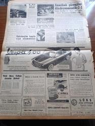 Cumhuriyet Gazetesi - 9 Temmuz 1959 - Uluç Ali Yazan Halikarnas Balıkçısı Yazı Dizisi - Nadir Nadi Köşe Yazısı - NATO 200 Atom Bombardıman Uçağını Fransa'dan Çekiyor - Ankara'da İki Gazeteci Beyhan Cenkçi Ve Oktay Verel Birer Buçuk Yıl Hapse Mahkum Edildiler - Sümerbank'ın Yapacağı Yeni İndirimler - Vatan Cephesine İlk Kaydolana Altın Kalem -  İstinyede Batan  Yüzer Havuzun Kurtarılması Ameliyesine Başlandı - Denize Dökülen Sebze Ve Meyveler - Konya'da Sarıkla Dolaşan Doktor Sadullah Nutku Yakalandı - Kurtlar Ulurken Yazan Alix Andre Yazı Dizisi - Ay'ın İlk Seyyahları Çeviren Tevfik Sadullah Yazı Dizisi - Rus Başbakanı Hrutçef Amerikan Başkanı Eisenhower'i Rusya'yı Ziyarete Davet Etti - Küba Başkanı Fidel Castro'nun Sakalı - Kadın Sesi Füzeyi İnfilak Ettirdi - Dünya Ağır Siklet Boks Şampiyonu Johansson - Almanya'da Dörtlü Turnuvaya Katılan Bakırköy Voleybol Takımı İkinci Oldu - Rocky Marciano Ringe Dönüyor - güreşçi Osman Kambur İle İsmet Atlı Galip - Galatasaraylı Ünal Karagümrük'te