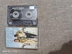 EDA METİN ÖZÜLKÜ BÖYLE AŞK OLMAZ