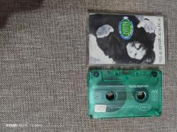 KUBAT BİR AYRILIK BİR YOKSULLUK BİR ÖLÜM